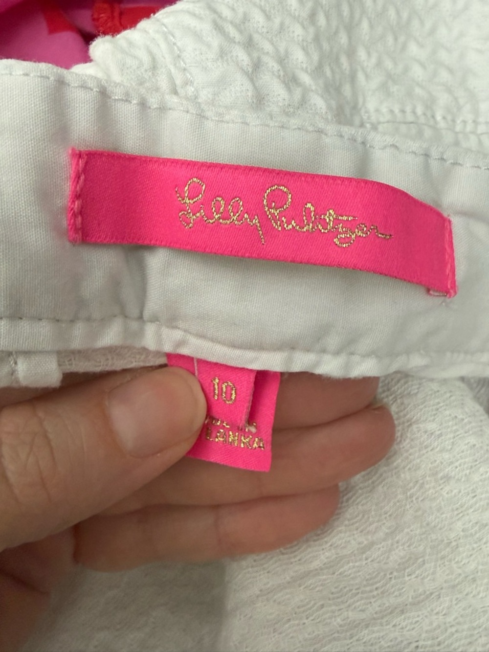 Lilly Pulitzer White Scallop Hem Textured Shorts - Picture 2 of 8